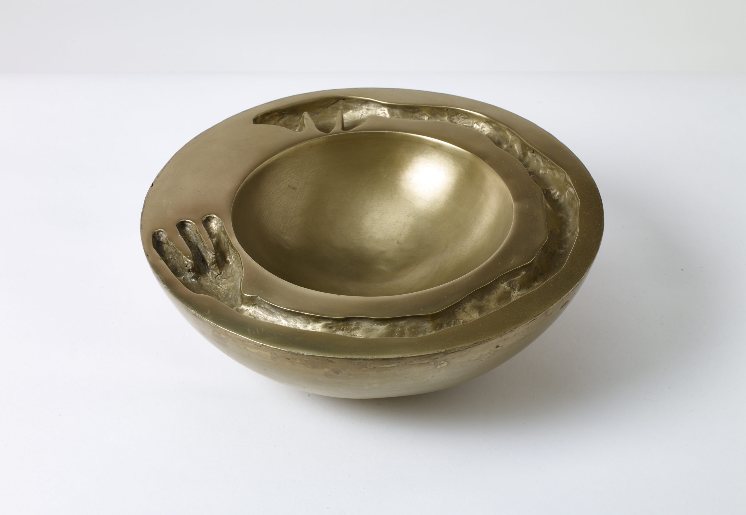 Brass, 30 x 18 x 10cm, outer diameter x inner diameter x height, 2019.